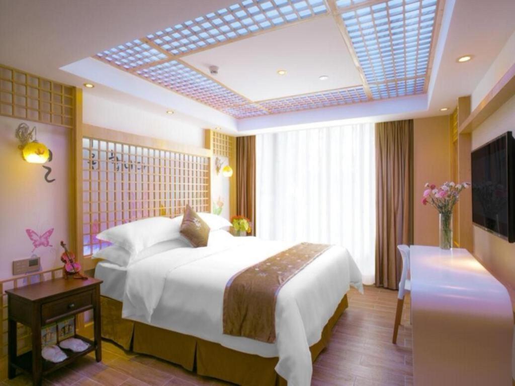 Vienna Hotel - Shenzhen Dongmen Hubei Metro Station Экстерьер фото