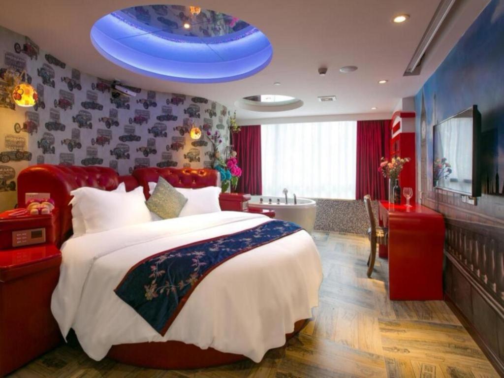 Vienna Hotel - Shenzhen Dongmen Hubei Metro Station Экстерьер фото