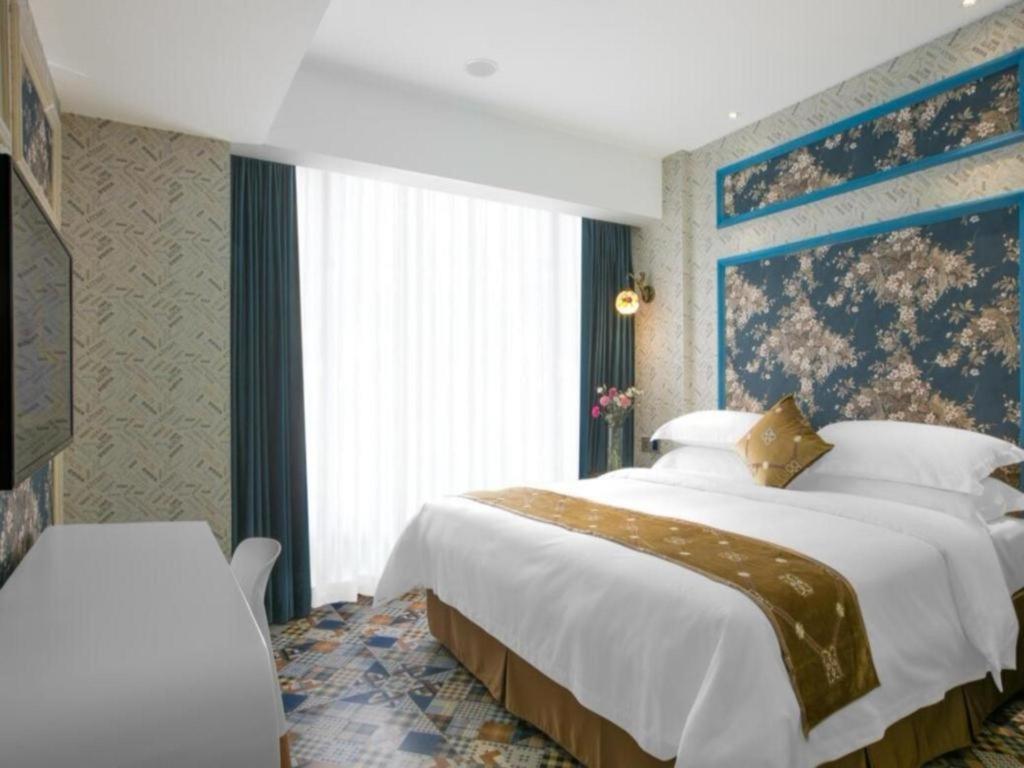Vienna Hotel - Shenzhen Dongmen Hubei Metro Station Экстерьер фото