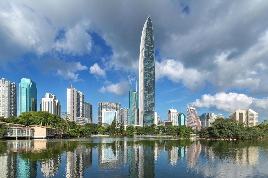 Vienna Hotel - Shenzhen Dongmen Hubei Metro Station Экстерьер фото
