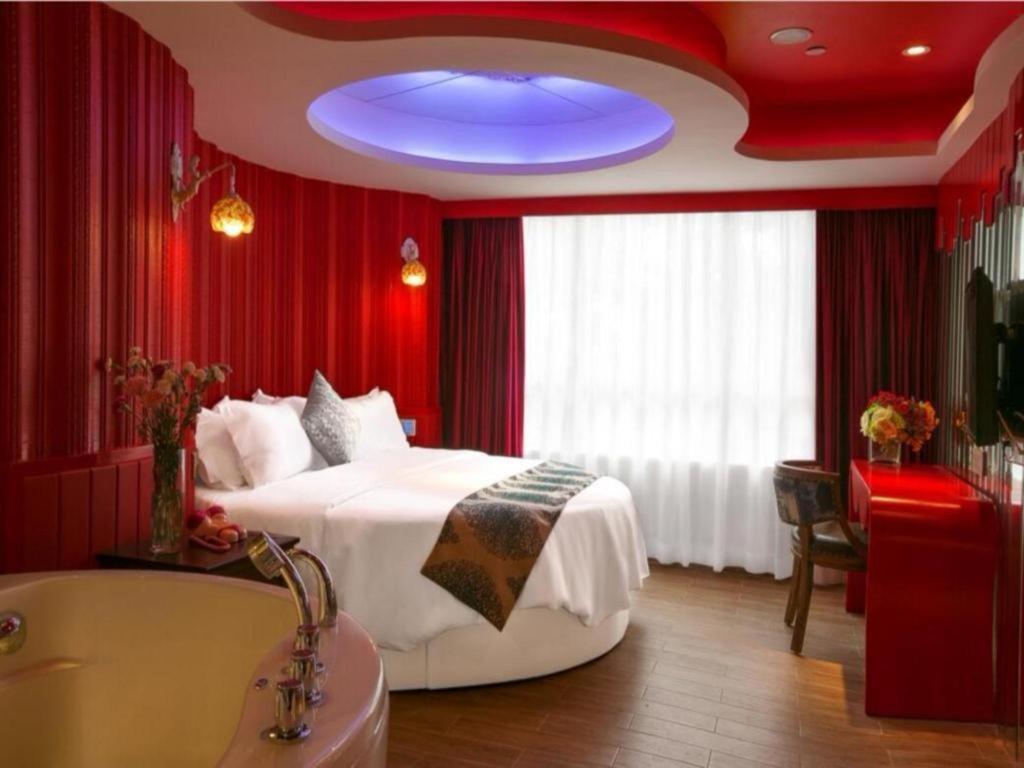Vienna Hotel - Shenzhen Dongmen Hubei Metro Station Экстерьер фото