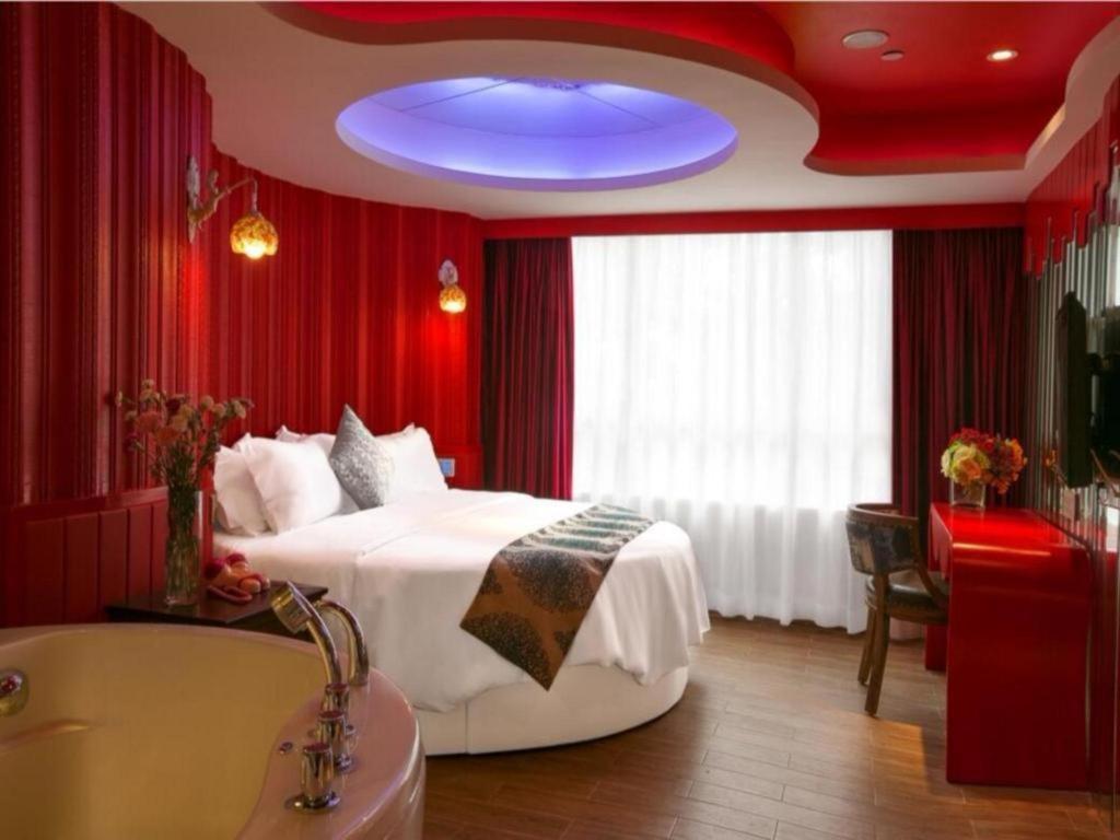 Vienna Hotel - Shenzhen Dongmen Hubei Metro Station Экстерьер фото