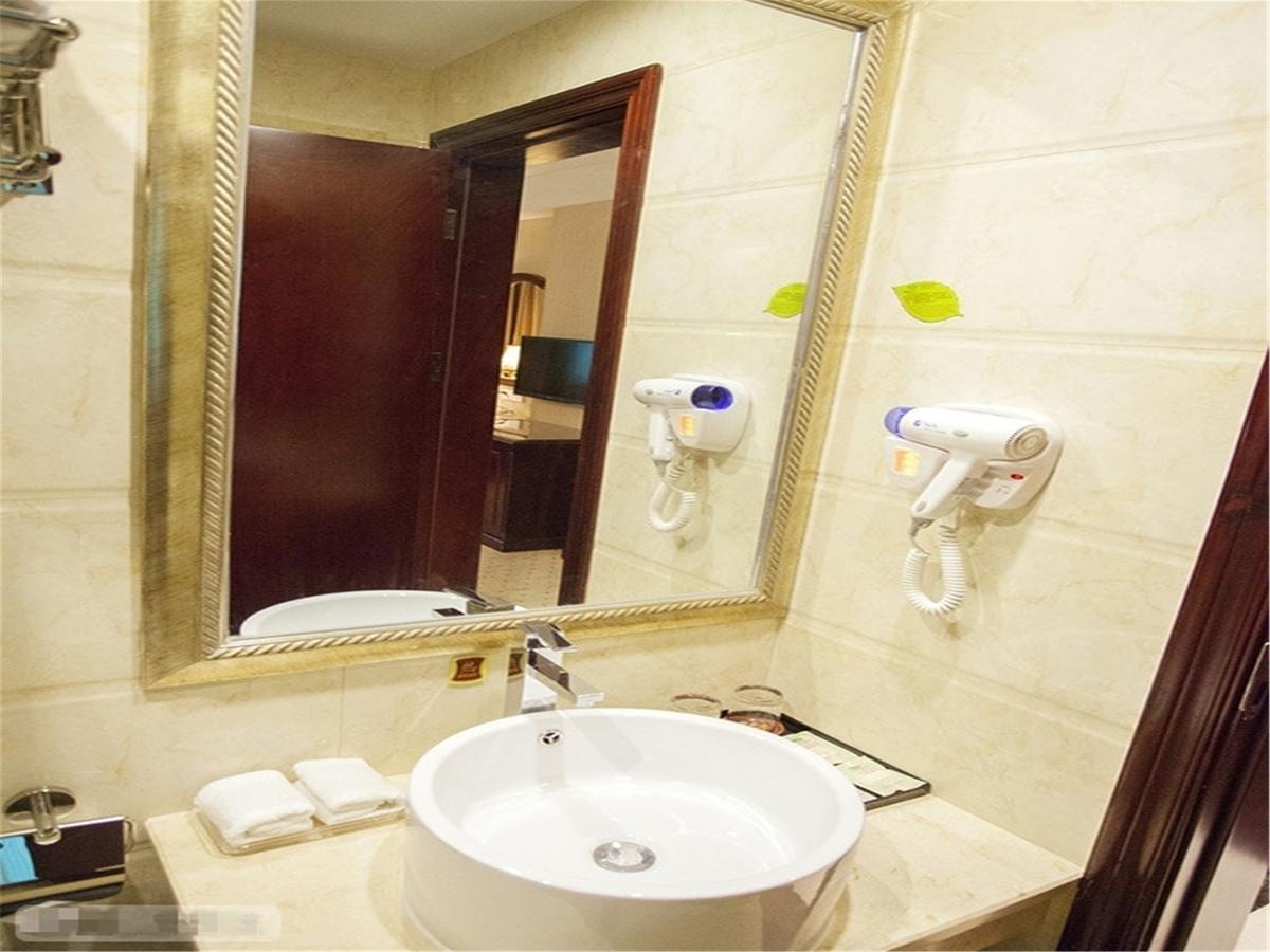 Vienna Hotel - Shenzhen Dongmen Hubei Metro Station Экстерьер фото