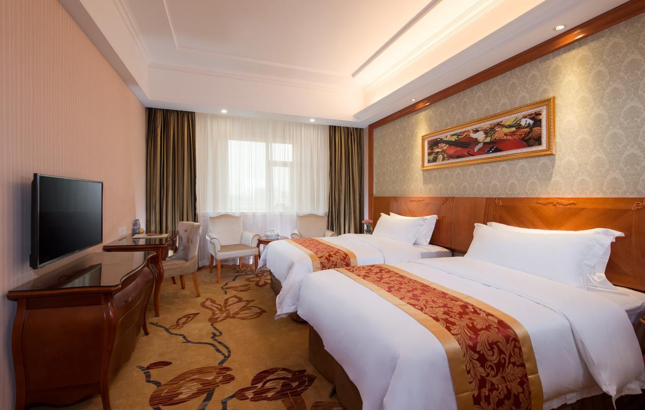 Vienna Hotel - Shenzhen Dongmen Hubei Metro Station Экстерьер фото