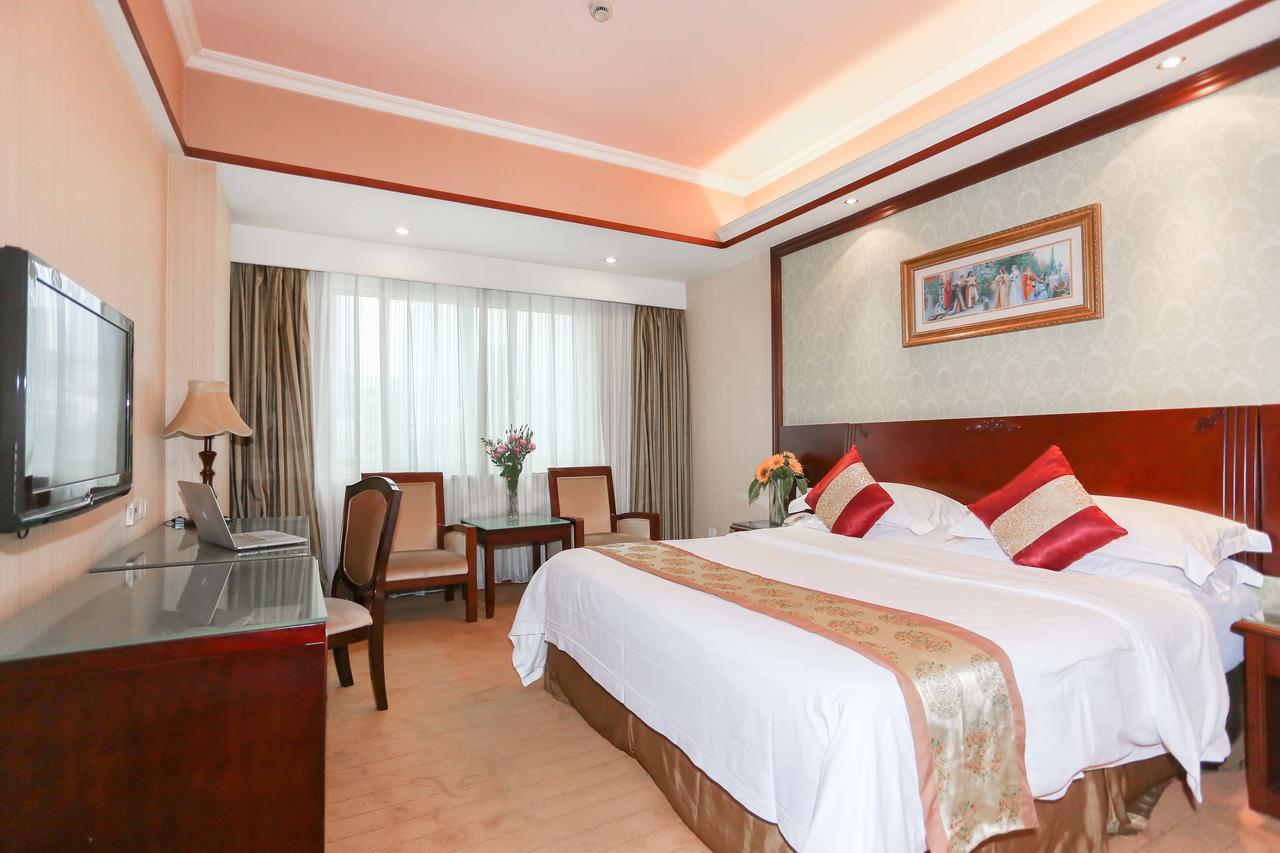 Vienna Hotel - Shenzhen Dongmen Hubei Metro Station Экстерьер фото